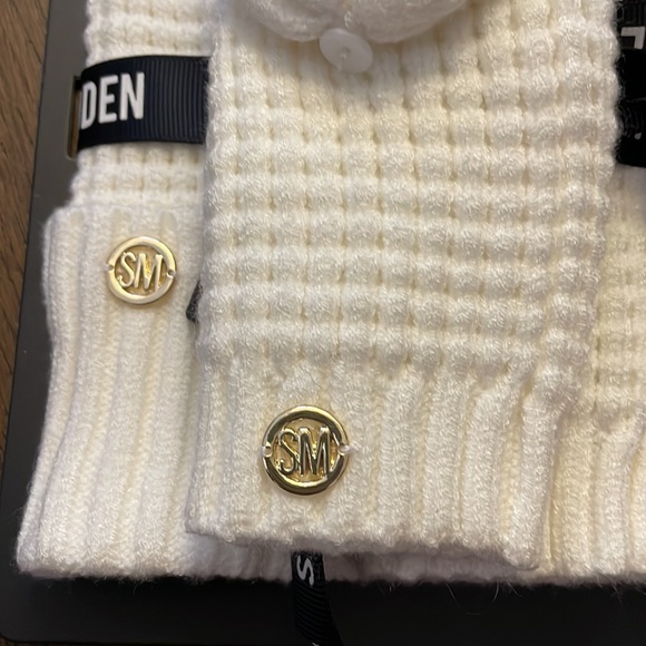 Steve Madden Faux Fur Hat & Hand Warmer Set - Picture 2 of 5